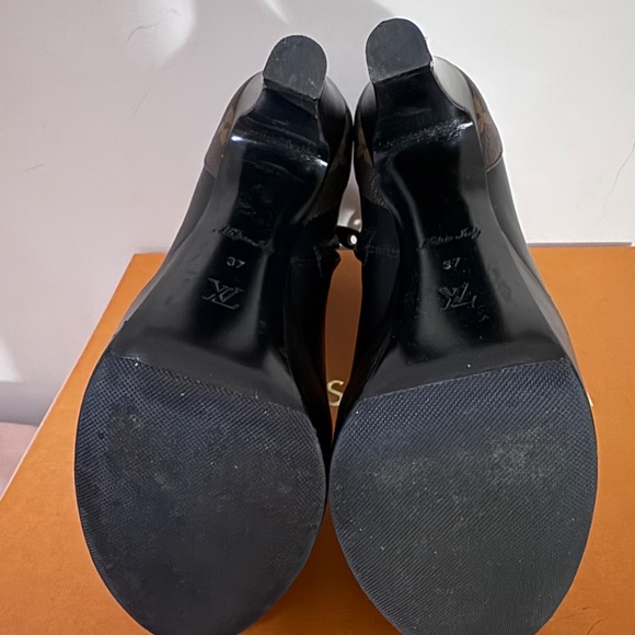 Louis Vuitton Calfskin Monogram Afterglow Platform Ankle Boots 37 - Picture 5 of 8